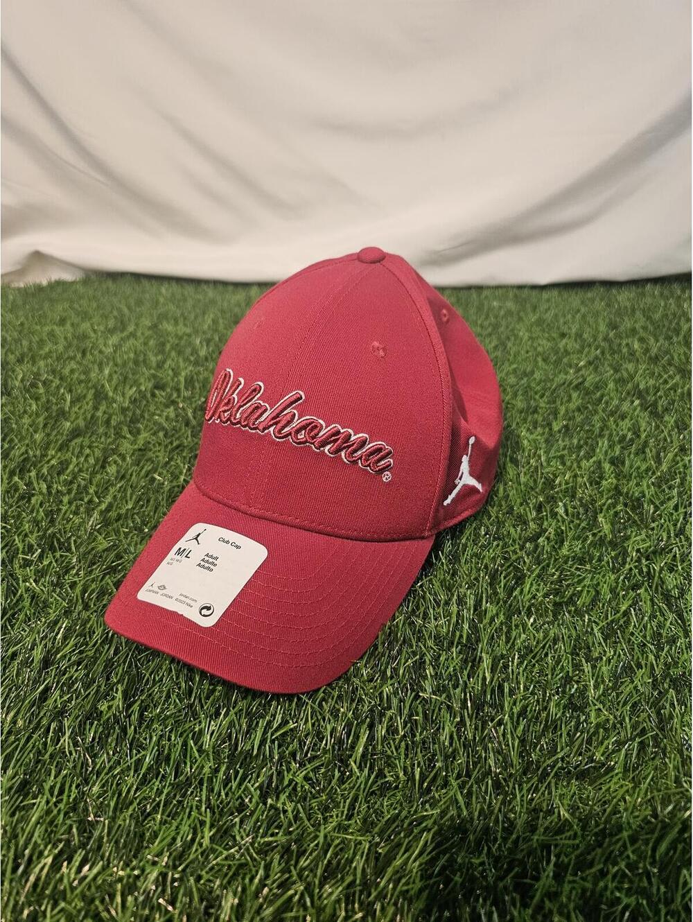 Jordan Oklahoma Sooners Adjustable Hat Sz M / L Embroidered Logo
